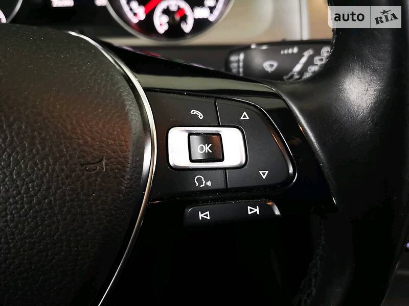 Універсал Volkswagen Golf 2014 в Києві
