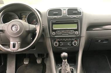 Хетчбек Volkswagen Golf 2009 в 