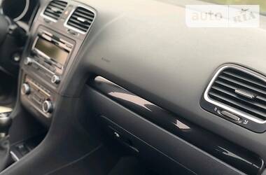 Хетчбек Volkswagen Golf 2009 в 