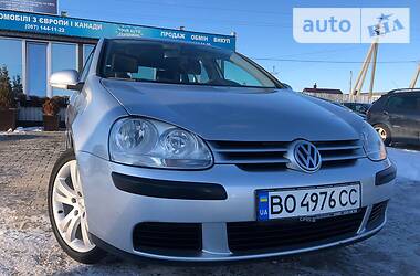 Хэтчбек Volkswagen Golf 2004 в Тернополе