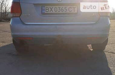 Універсал Volkswagen Golf 2010 в 