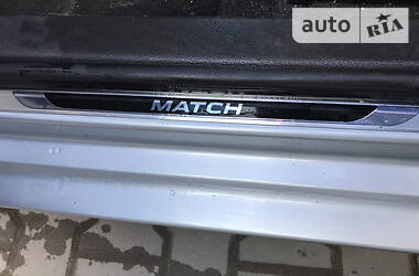 Універсал Volkswagen Golf 2012 в 