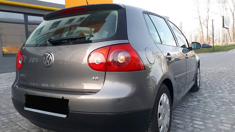 Хэтчбек Volkswagen Golf 2007 в Виннице