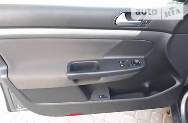 Хетчбек Volkswagen Golf 2007 в 