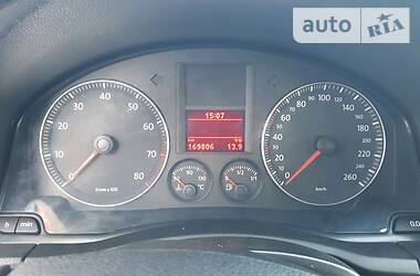Хетчбек Volkswagen Golf 2007 в 