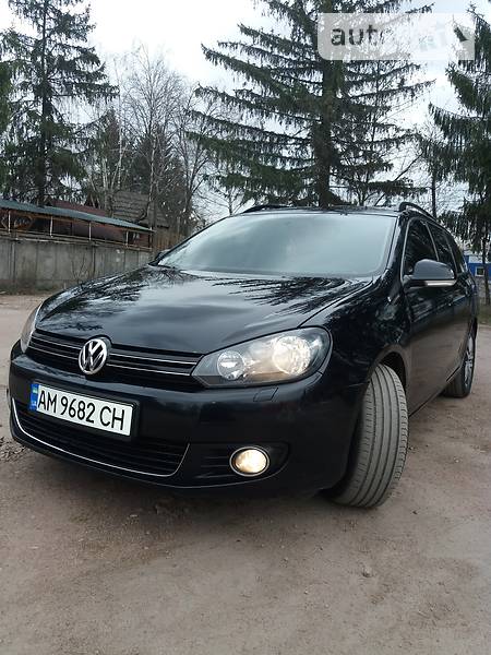 Універсал Volkswagen Golf 2012 в Коростені