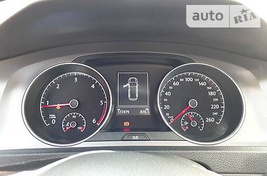 Універсал Volkswagen Golf 2015 в 