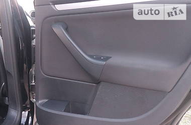 Універсал Volkswagen Golf 2010 в 