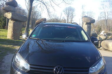 Універсал Volkswagen Golf 2010 в 