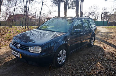 Универсал Volkswagen Golf 2000 в Буче