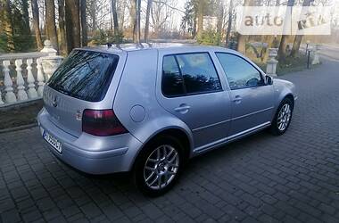 Хетчбек Volkswagen Golf 2003 в 