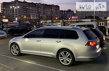 Універсал Volkswagen Golf 2016 в 