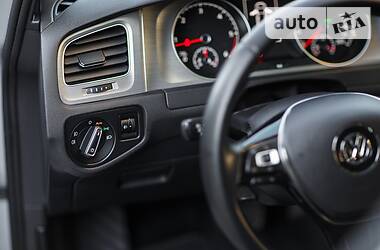 Універсал Volkswagen Golf 2016 в 