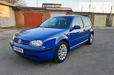 Хэтчбек Volkswagen Golf 2000 в Киеве