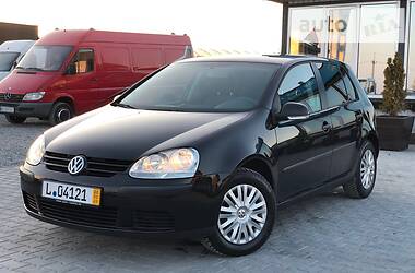 Хетчбек Volkswagen Golf 2005 в 