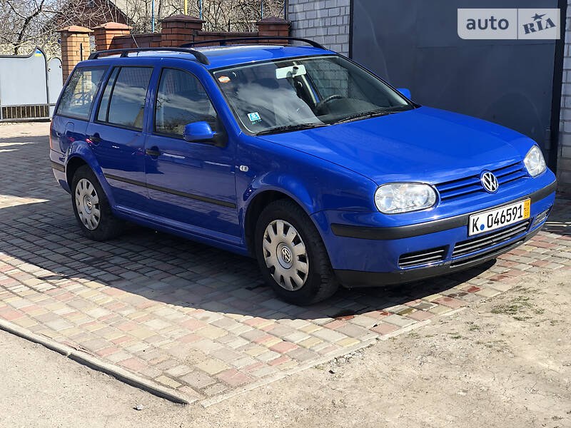 Універсал Volkswagen Golf 2002 в 