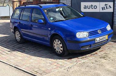 Універсал Volkswagen Golf 2002 в 