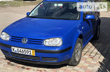 Універсал Volkswagen Golf 2002 в 