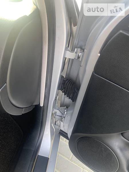 Хэтчбек Volkswagen Golf 2002 в Ивано-Франковске фото 65 Хэтчбек Volkswagen Golf 2002 в Ивано-Франковске