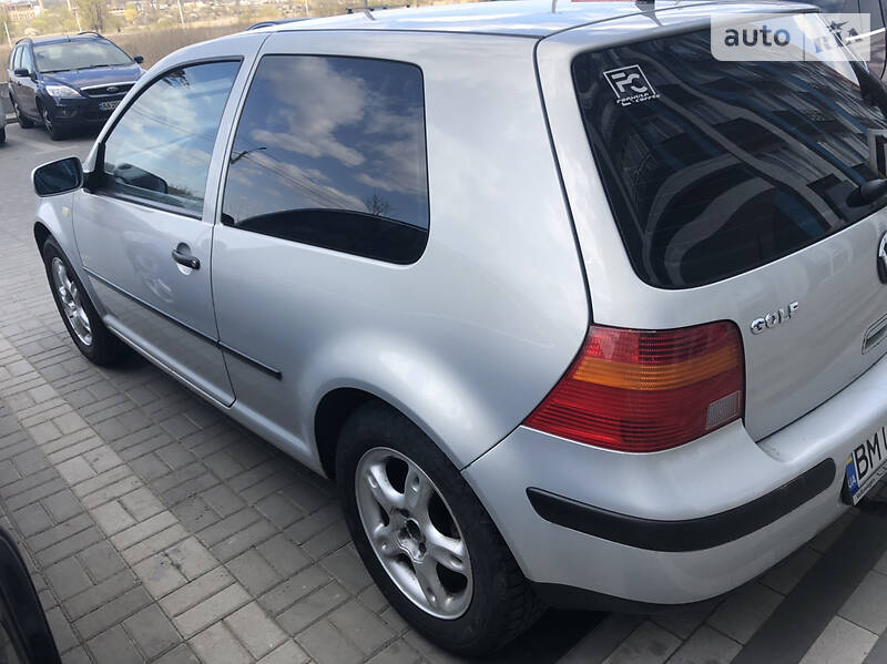 Хетчбек Volkswagen Golf 1999 в Ірпені фото Хетчбек Volkswagen Golf 1999 в Ірпені