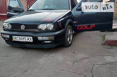 Хетчбек Volkswagen Golf 1994 в 