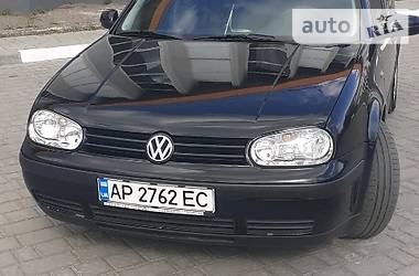 Універсал Volkswagen Golf 2000 в 