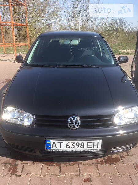 Хетчбек Volkswagen Golf 2000 в Рівному