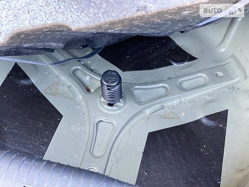 Хетчбек Volkswagen Golf 2009 в Рівному