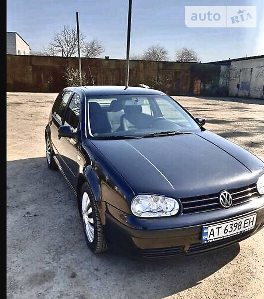 Хетчбек Volkswagen Golf 2000 в Рівному