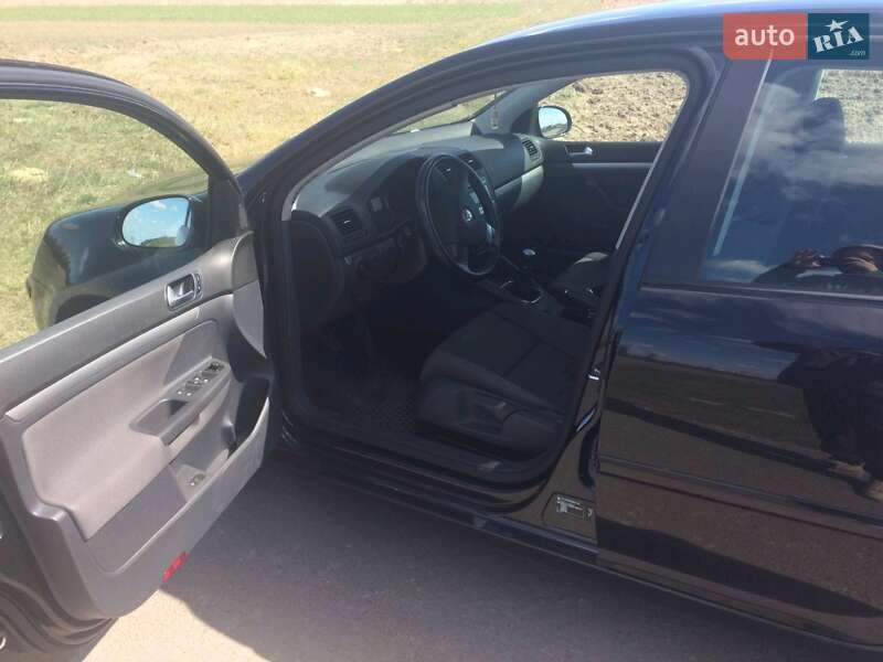 Хэтчбек Volkswagen Golf 2007 в Вараше фото 5 Хэтчбек Volkswagen Golf 2007 в Вараше