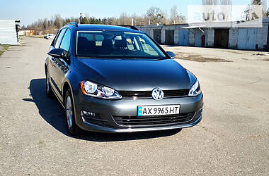 Універсал Volkswagen Golf 2015 в 