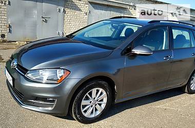 Універсал Volkswagen Golf 2015 в 