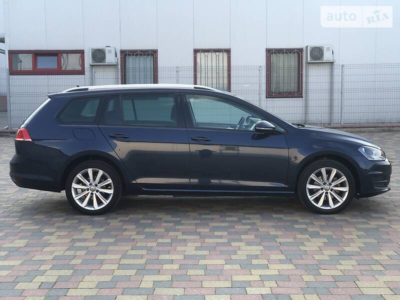 Універсал Volkswagen Golf 2014 в Стрию