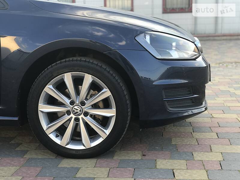 Універсал Volkswagen Golf 2014 в Стрию