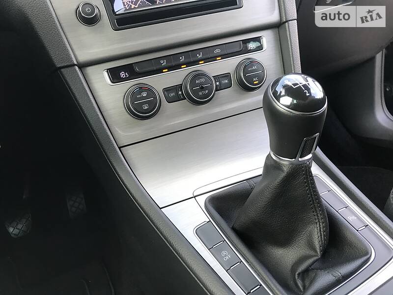 Універсал Volkswagen Golf 2014 в Стрию