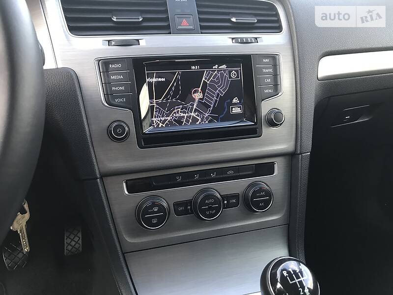 Універсал Volkswagen Golf 2014 в Стрию
