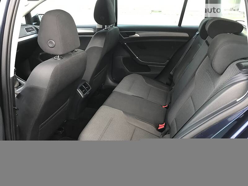 Універсал Volkswagen Golf 2014 в Стрию