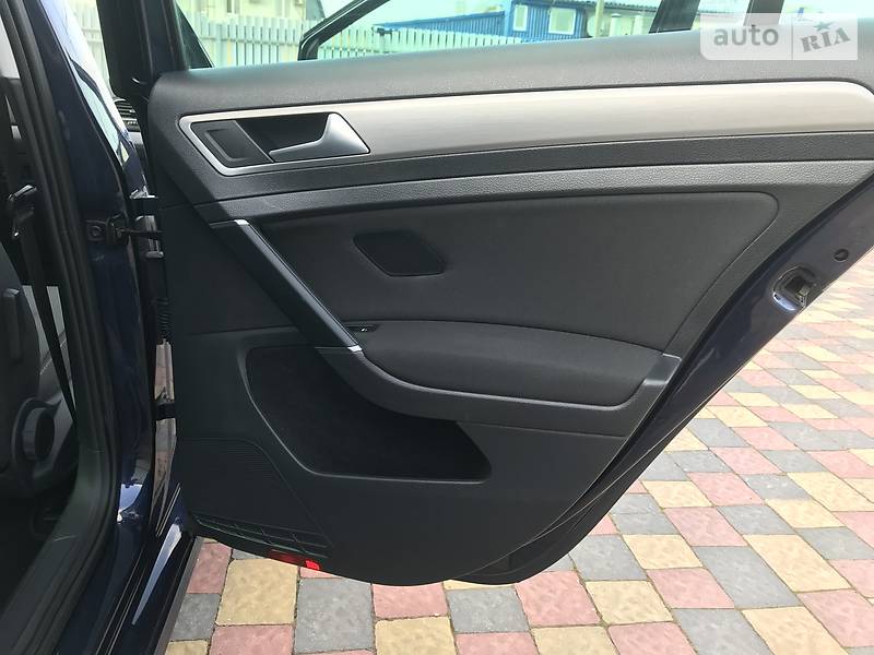 Універсал Volkswagen Golf 2014 в Стрию