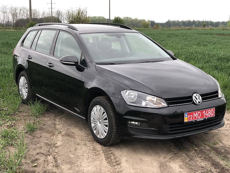 Універсал Volkswagen Golf 2017 в 