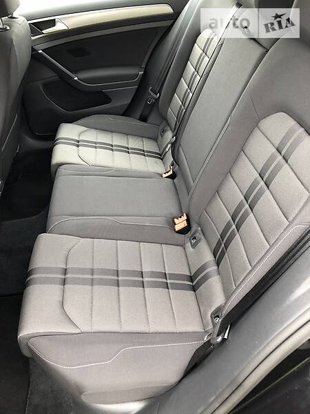Универсал Volkswagen Golf 2017 в Киеве
