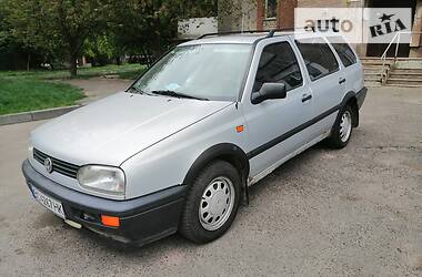 Универсал Volkswagen Golf 1994 в Черновцах