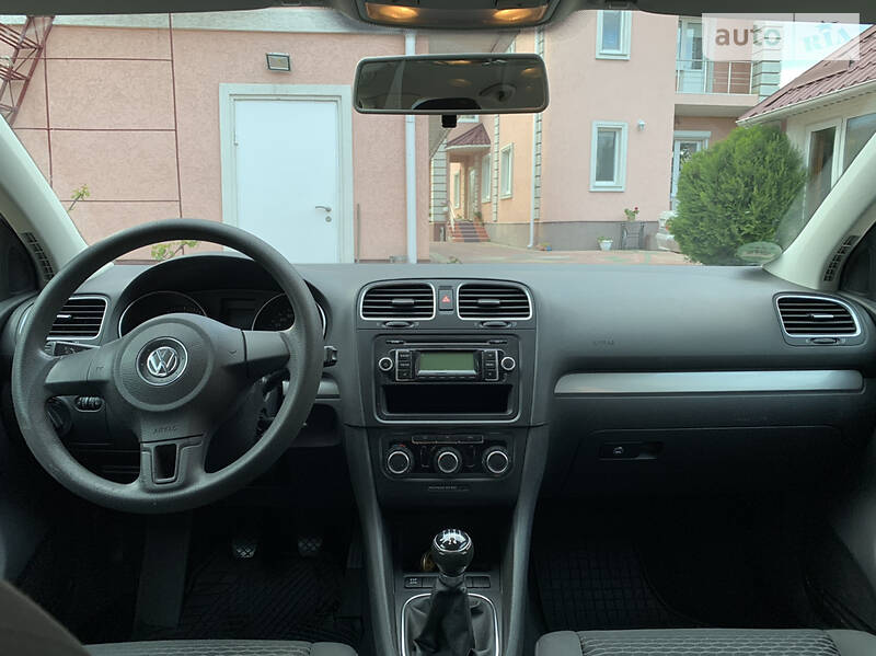 Хетчбек Volkswagen Golf 2009 в Вінниці