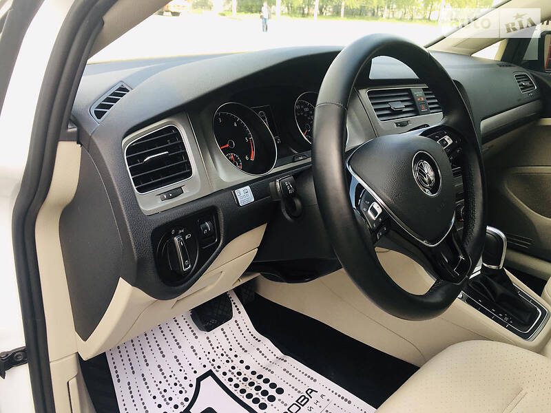 Універсал Volkswagen Golf 2015 в Рівному фото 16 Універсал Volkswagen Golf 2015 в Рівному