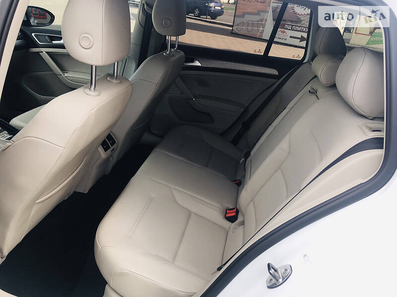 Універсал Volkswagen Golf 2015 в Рівному фото 36 Універсал Volkswagen Golf 2015 в Рівному