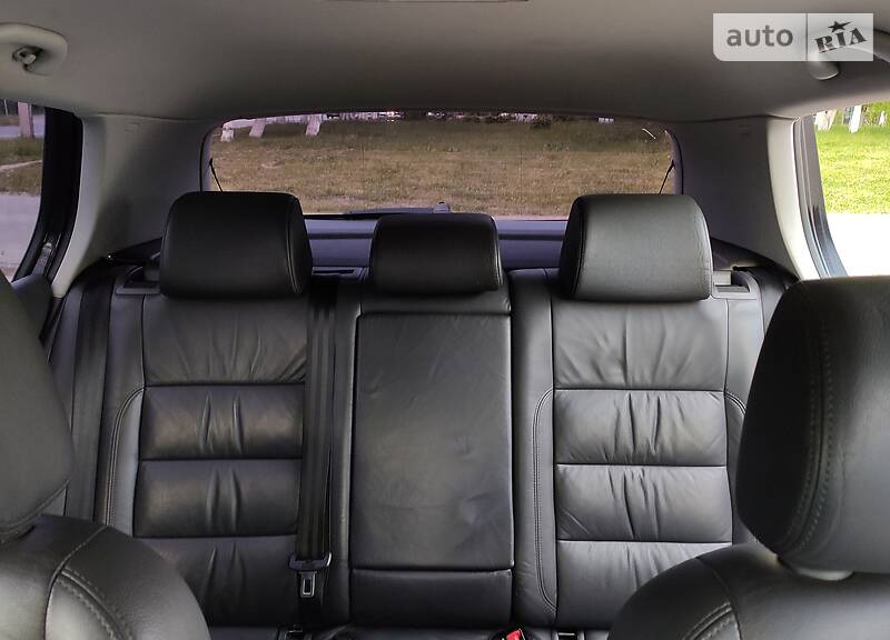 Хетчбек Volkswagen Golf 2004 в Чернівцях