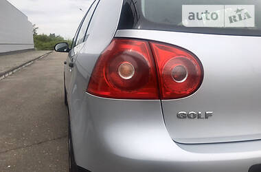 Хэтчбек Volkswagen Golf 2008 в Виноградове