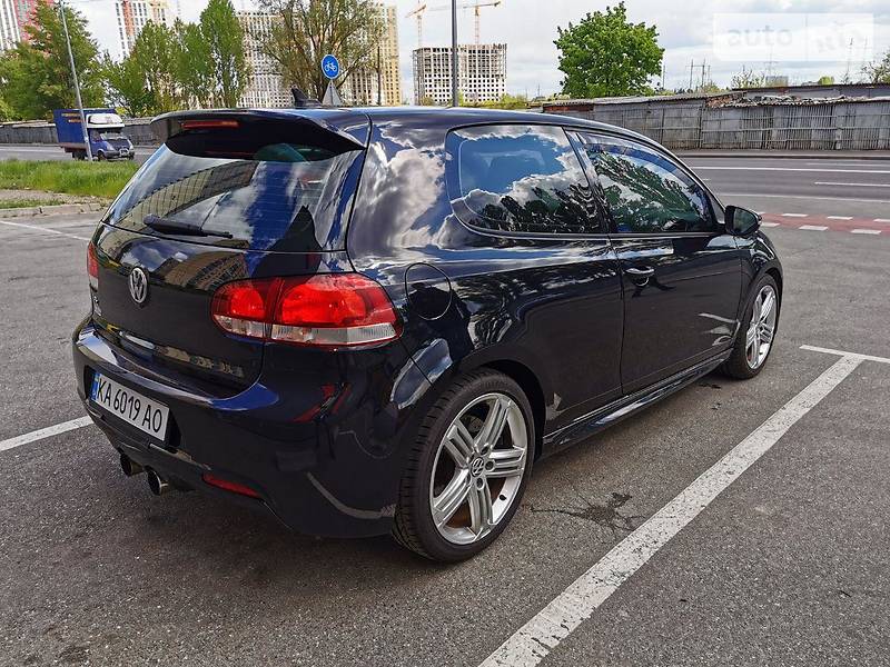 Хетчбек Volkswagen Golf 2011 в Києві