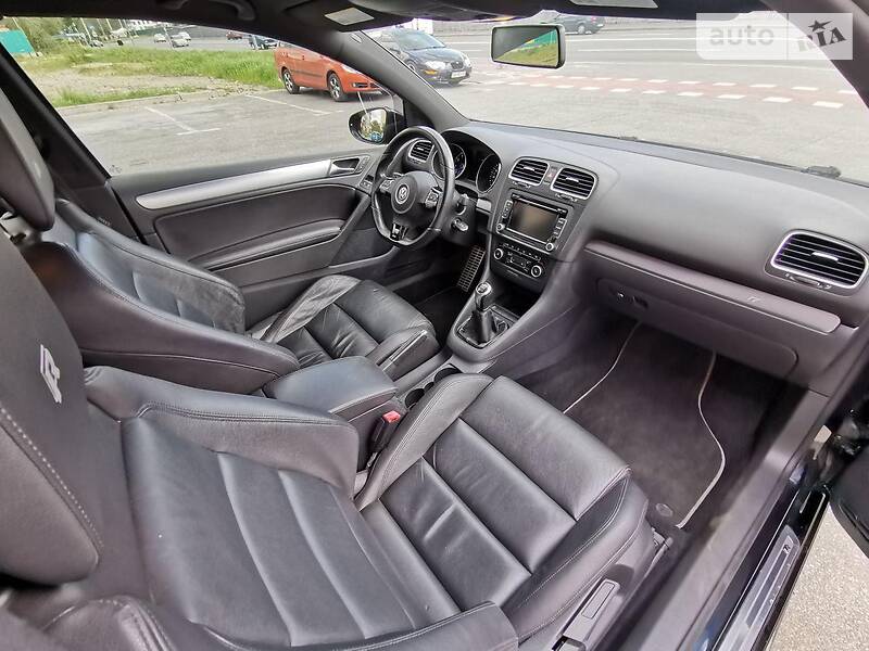 Хетчбек Volkswagen Golf 2011 в Києві