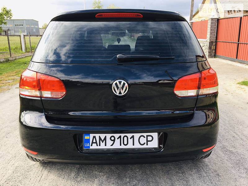 Хетчбек Volkswagen Golf 2009 в Звягелі