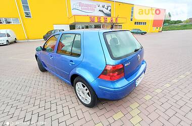 Хэтчбек Volkswagen Golf 2000 в Хмельницком